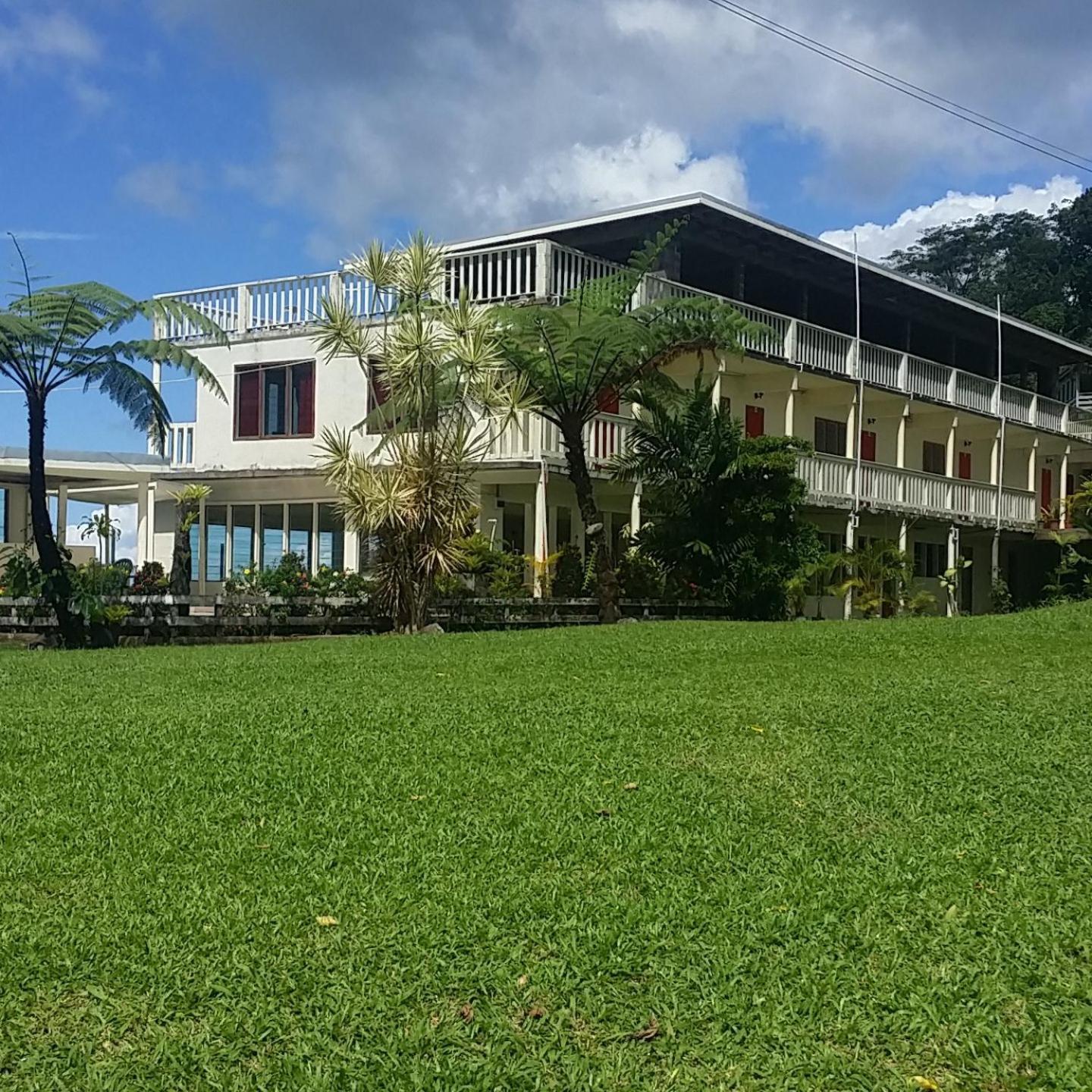 Dave Parker Eco Lodge Hotel Апіа Екстер'єр фото